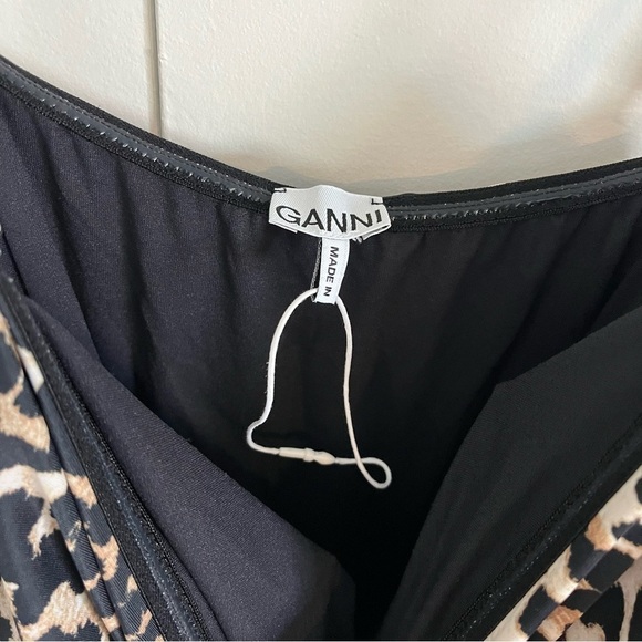 GANNI Savannah Leopard One Piece Swimsuit NWOT - Picture 8 of 12